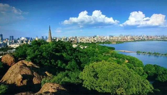 杭州市民政局关于印发《杭州市高水平建成幸福颐养标杆区试点方案（2021-2025年）》的通知
