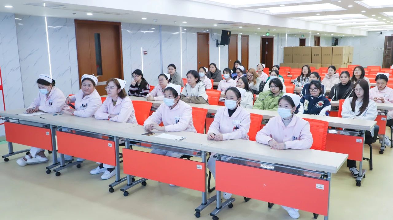 强管理，提质量，筑安全——杭州金诚护理院开展护理不良事件及老年吞咽障碍护理培训