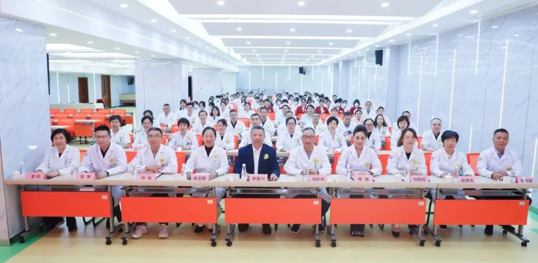 杭州金诚护理院召开康复治疗部与中医科专题会议，推动医疗服务升级