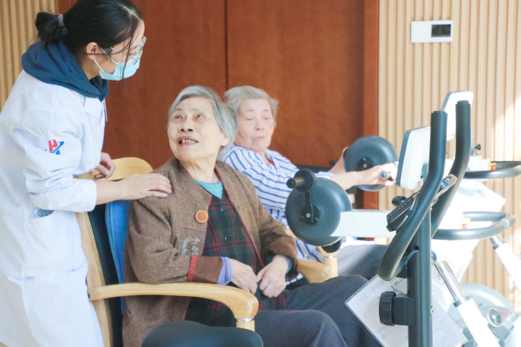 杭州金诚护理院：专业医养融合，为老年慢病患者定制冬季守护方案