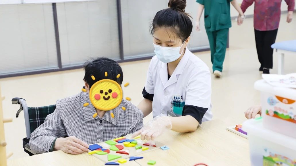 被遗忘的记忆：杭州金诚护理院聚焦阿尔茨海默病神经康复与全周期照护